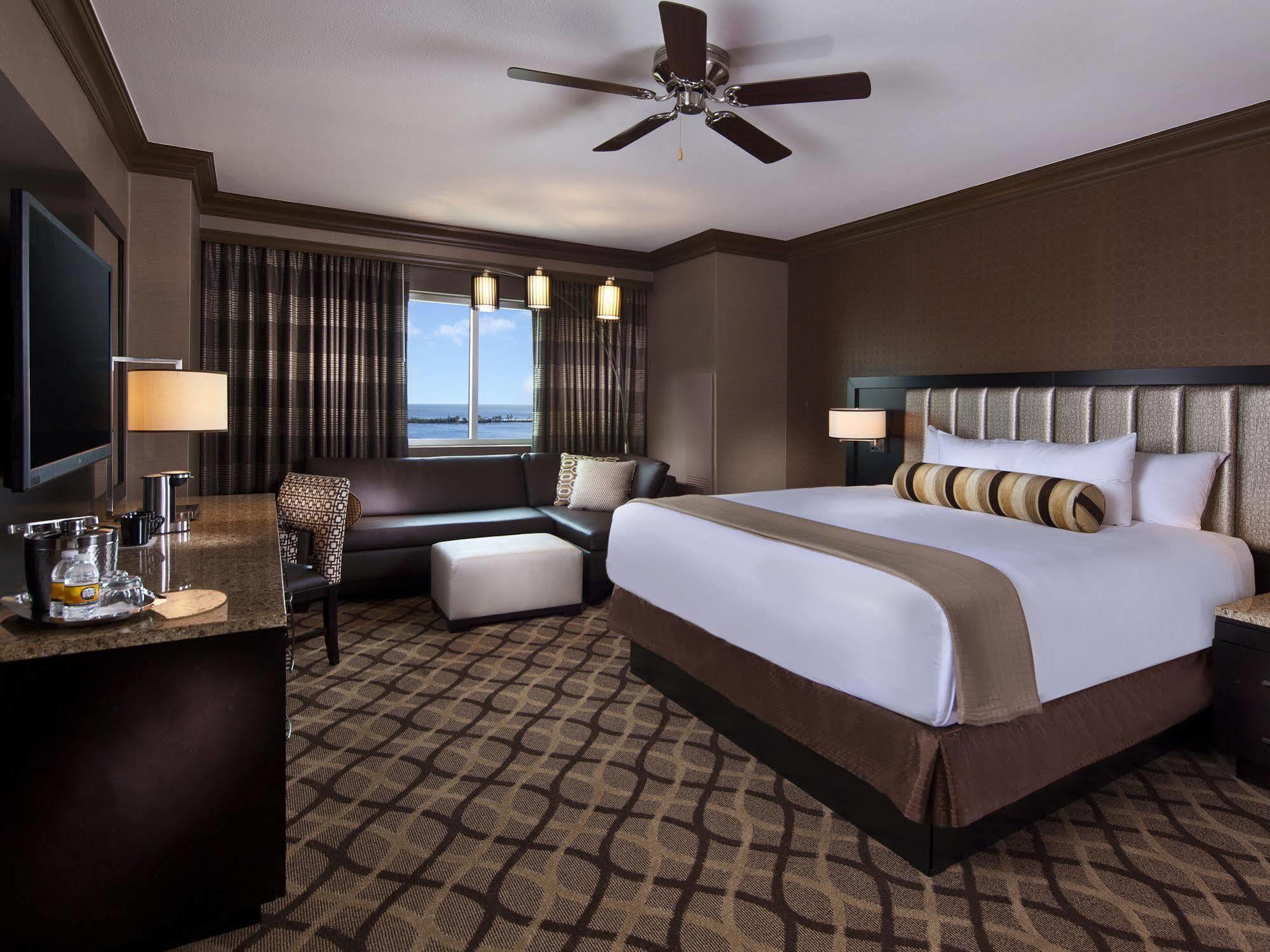 Golden Nugget Biloxi Hotel Buitenkant foto